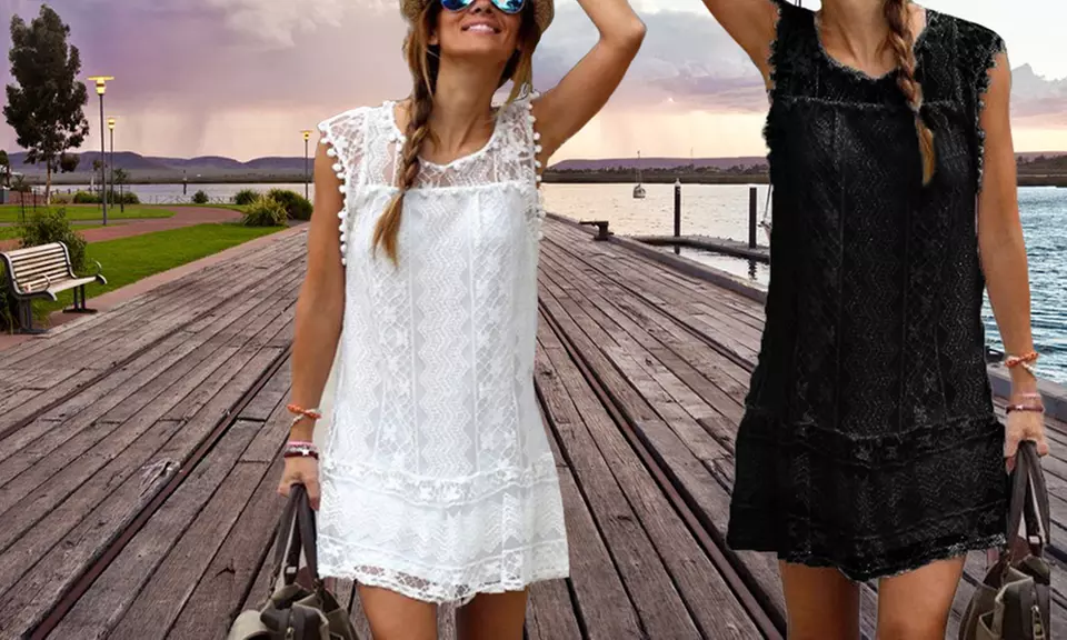 1, 2 ou 4 robes Lou de la marque Balotti, en dentelle, légère et glamour - Primary Image