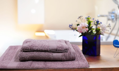 Set fino a 10 asciugamani in morbida spugna 100% cotone disponibili in 3 misure e vari colori