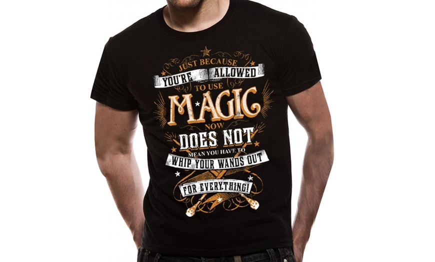 Image 4: Unisex Harry Potter T-Shirt