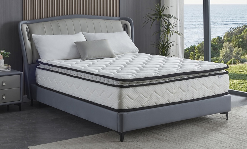 Image 1: Matelas Empereur à mémoire de forme 22cm avec son surmatelas