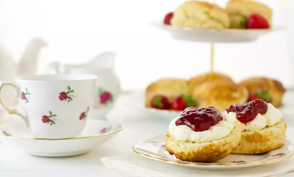 Northamptonshire: Double or Superior Double Room with Breakfast & More