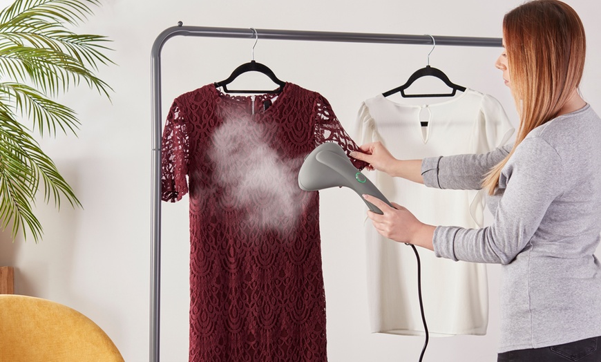 Image 3: Handheld Garment Steamer