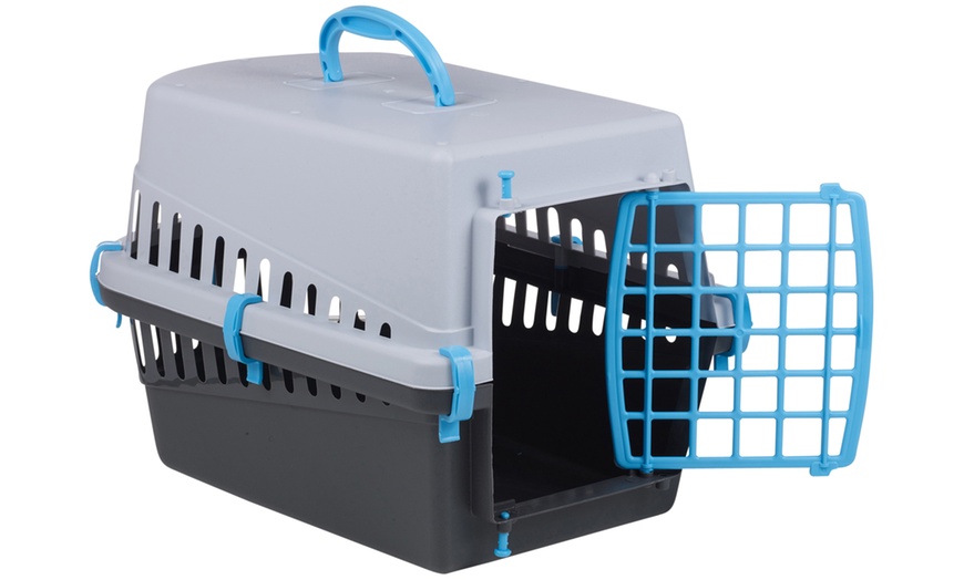 Image 5: Plastic Pet Carrier