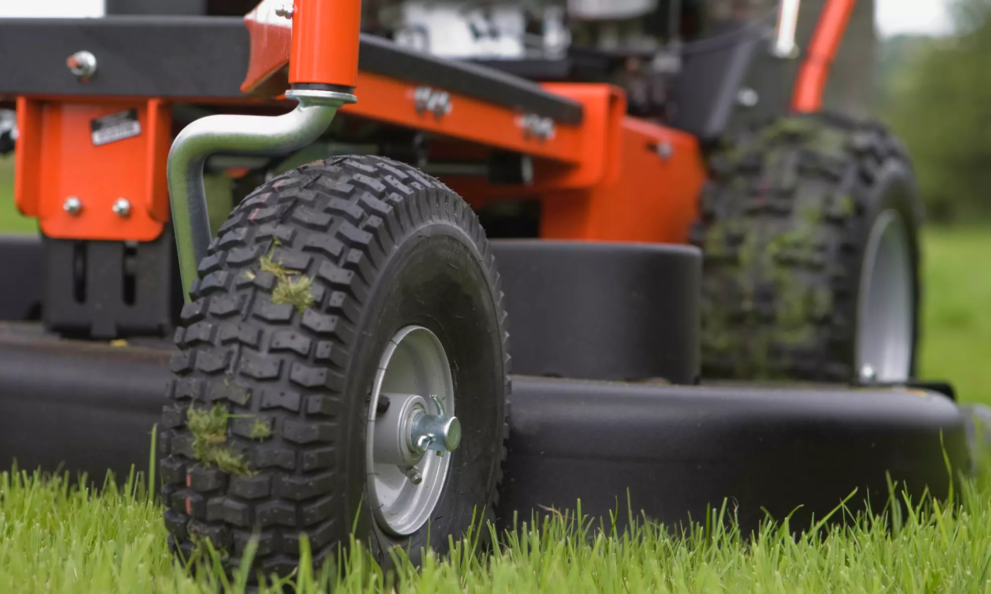 Experience Spotless Luxury LLC's lawn mowing with edging service, featuring up to 32% off - Primary Image