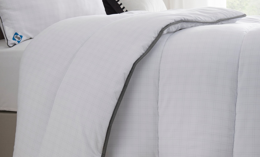 Image 1: Sealy Select Balance Duvet