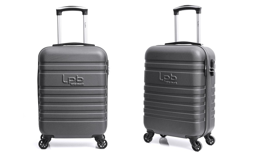 Image 27: Trolley Bag and Vanity Case Set