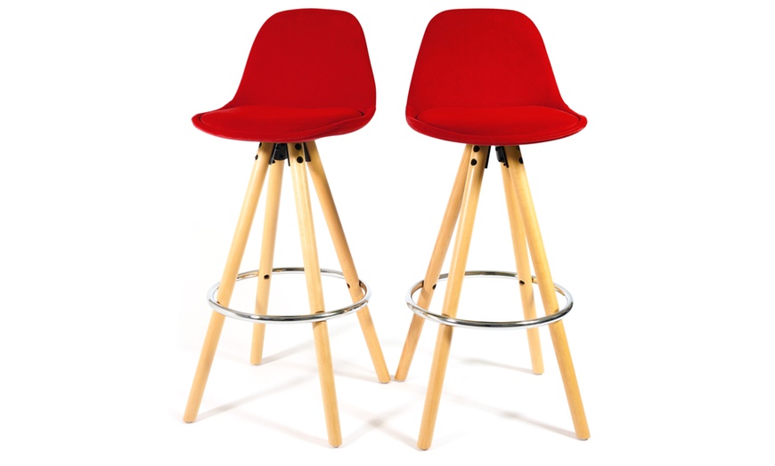 Image 34: Barcelona Retro-Style Bar Stool Two-Piece Set