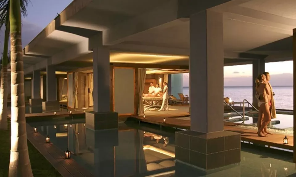 Circuito Thalasso y piscina privada con vistas al mar para 2 personas