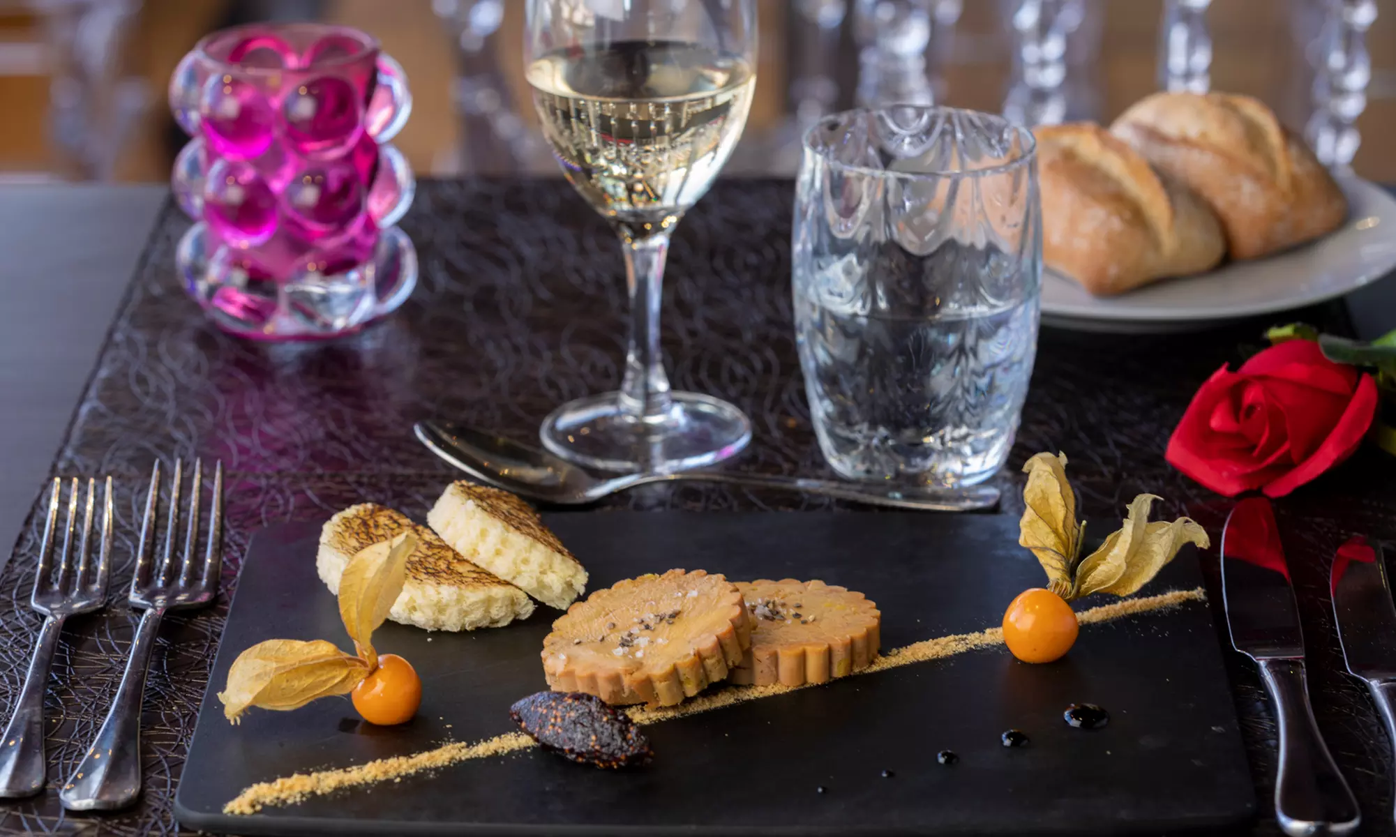 Flânerie sur la Seine accompagnée d'un menu bistronomique