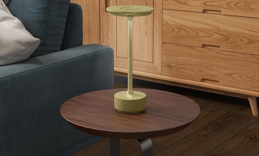 Image 7: HomCom Rechargeable Portable Table Lamp