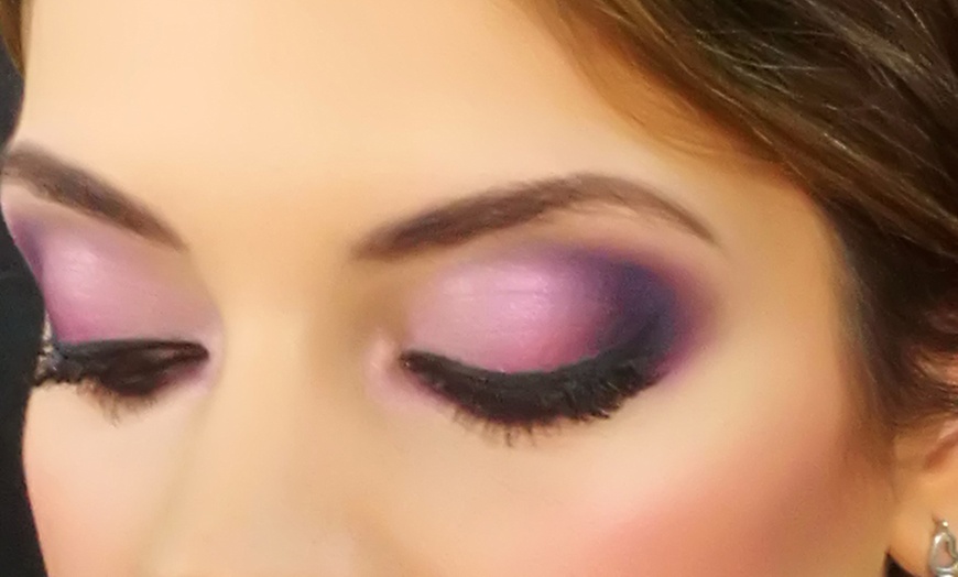 Image 3: Maquillaje y peluquería a domicilio para eventos o para novia