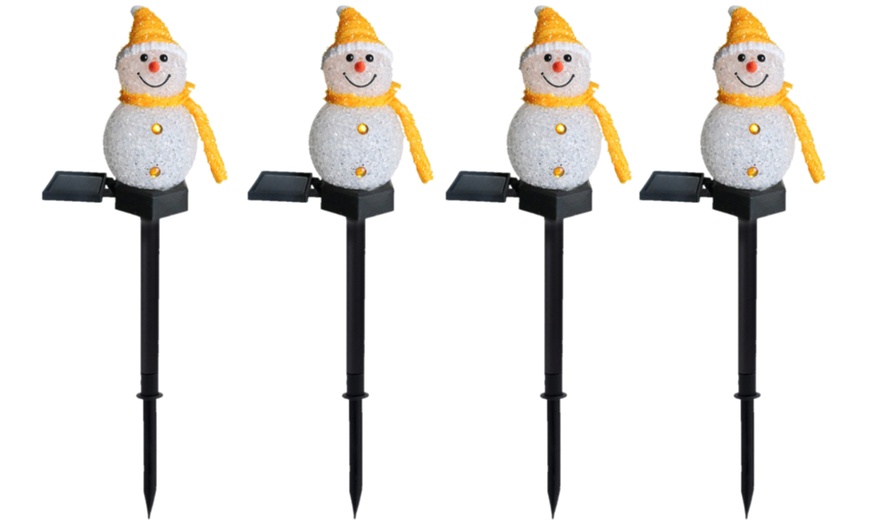 Image 11: Snowman Solar Light