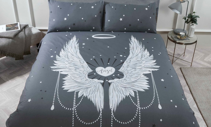 Image 1: Angel Wings Duvet Set
