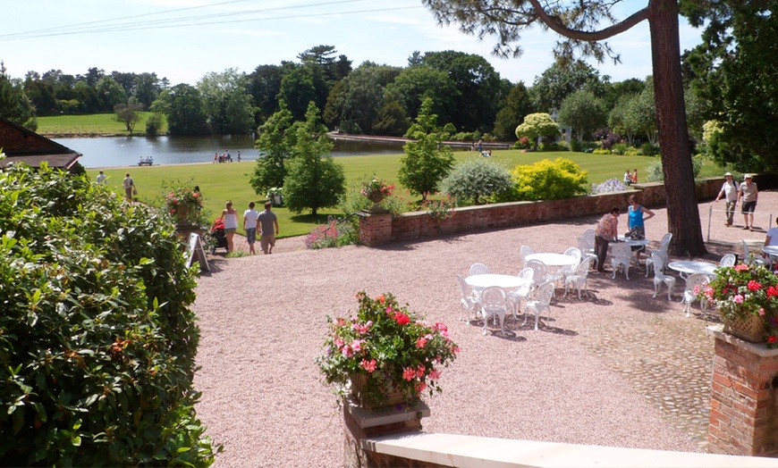 Image 4: Capesthorne Hall & Gardens Entry