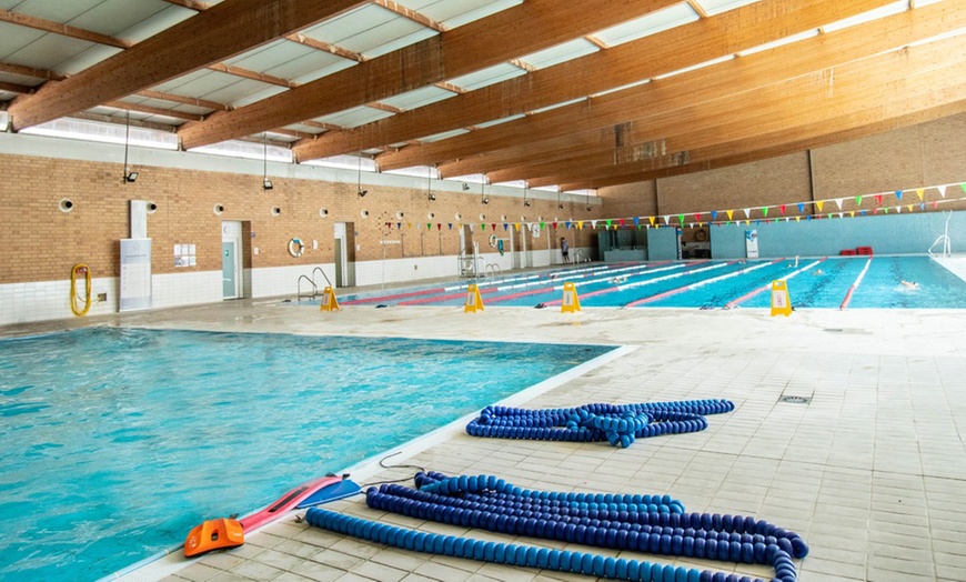 Image 13: 1 mes de acceso a gimnasio Eurofitness a elegir con matrícula y seguro