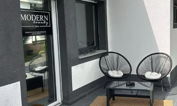 Augenbrauen- und/oder Wimpern-Lifting inkl. Färben für 1 Person