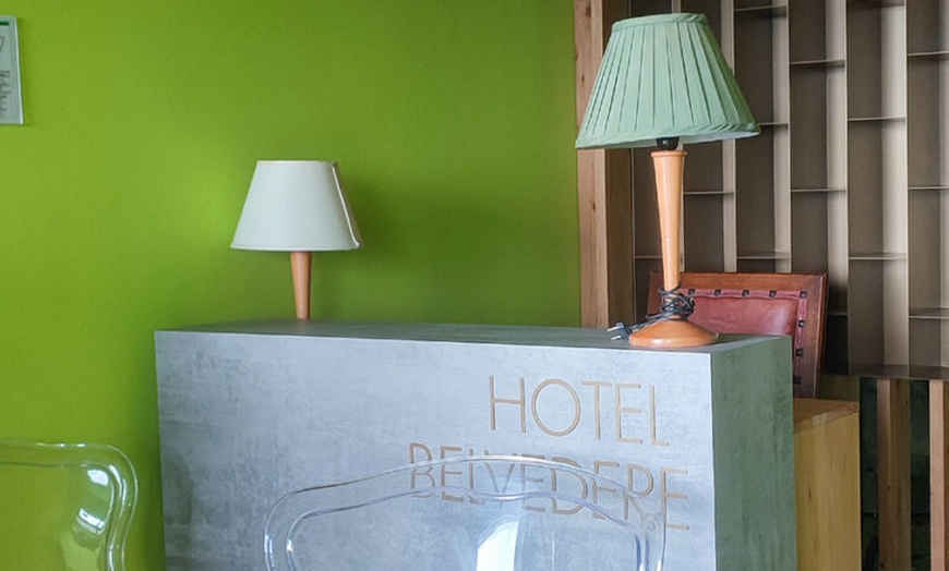 Image 15: Lago di Garda, Spiazzi: camera con colazione o mezza pensione e Spa