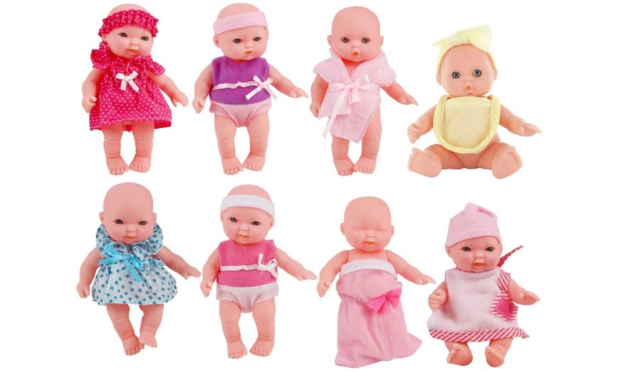 Image 3: Set of 8 Mini 5'' Baby Dolls with Accessories