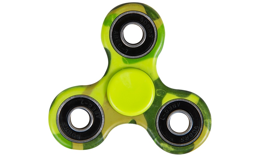 Image 9: Three Freestyle Fidget Finger Spinners