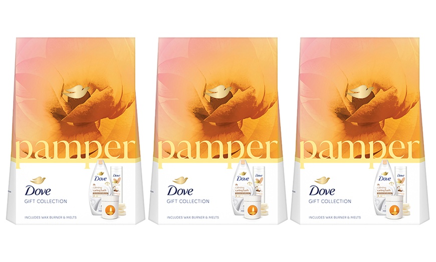 Image 7: Dove Pamper Body Wash and Lotion Gift Set with Wax Burner and Melts