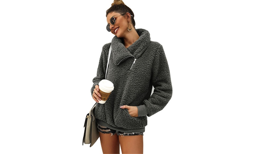 Image 5: Fleece Oversized Fluffy Jumper