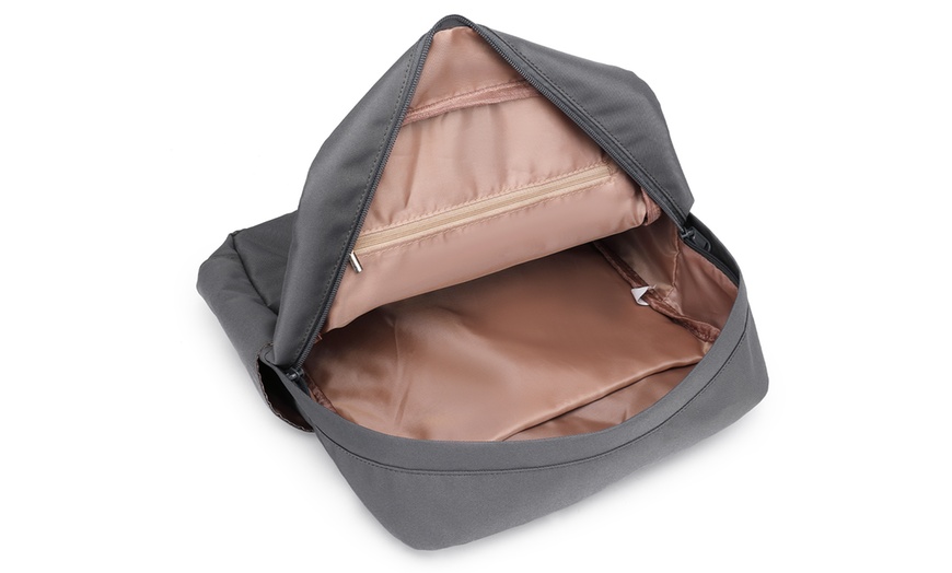 Image 10: Mochila de viaje hecha de tejido impermeable espaciosa y versátil