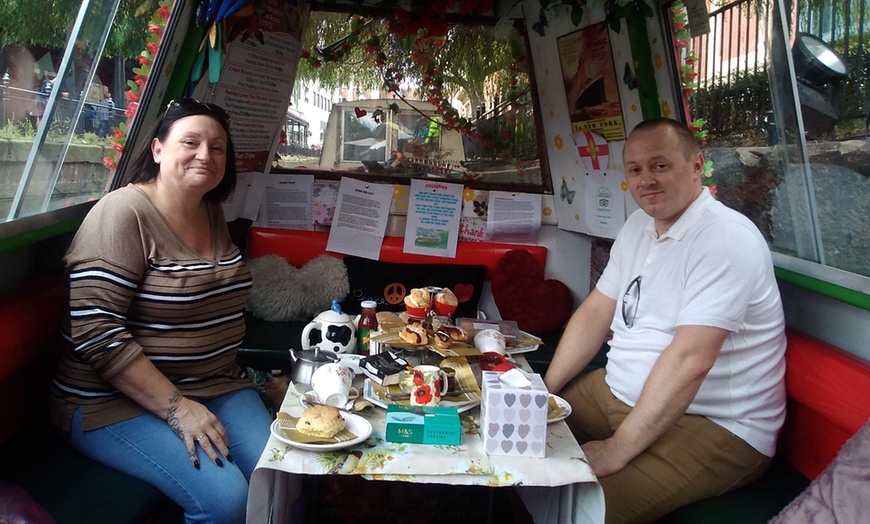 Image 7: Cream Tea with Boat Ride for Two