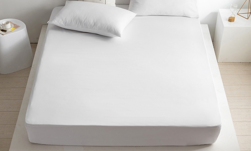 Image 28: Fitted Bed Sheet in choice of sizes with optional Pillow Case