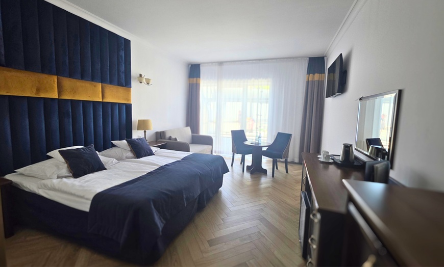Image 7: Gdańsk: pokój delux z wyżywieniem i wellness