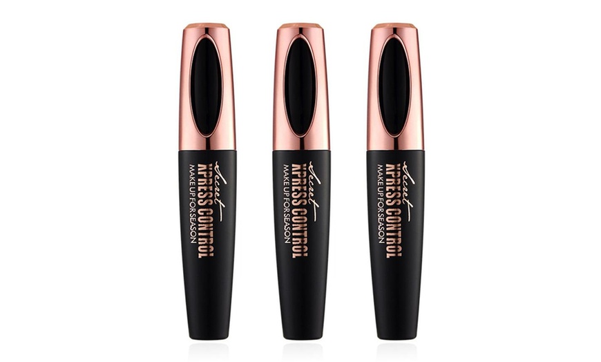 Image 3: 4D Silk Fibre Lash Mascara
