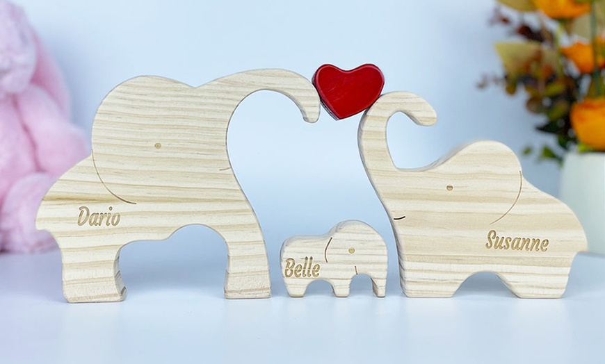 Image 7: Create a Personalized Wooden Family Puzzle with Your Names! 