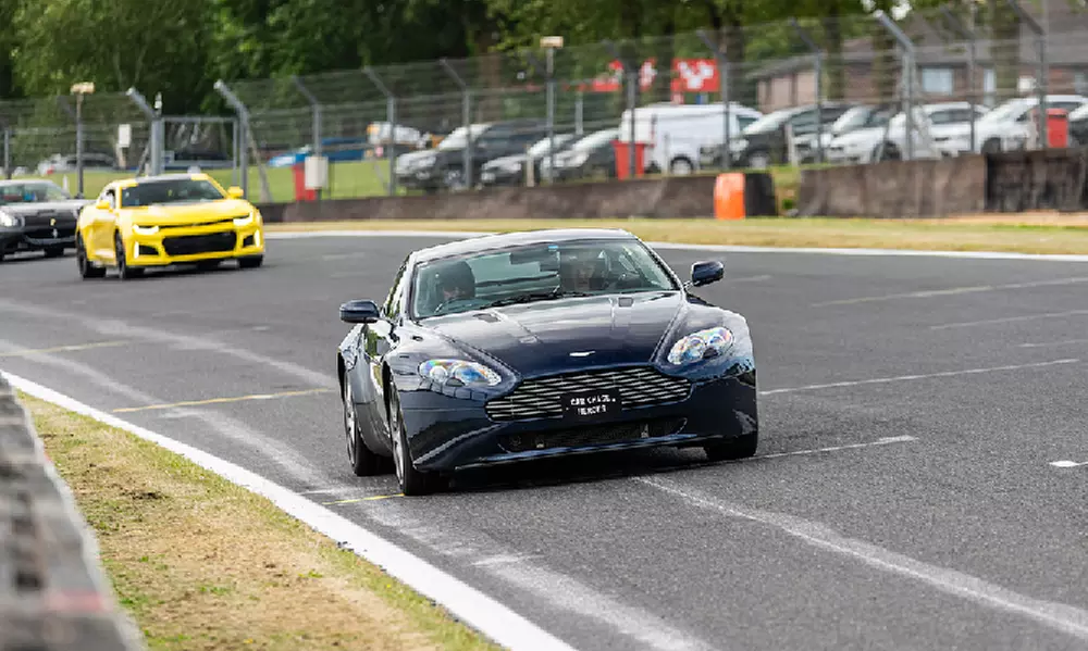 Sportscar/Supercar Driving Experience - 3/6 Miles in 1/2 Cars