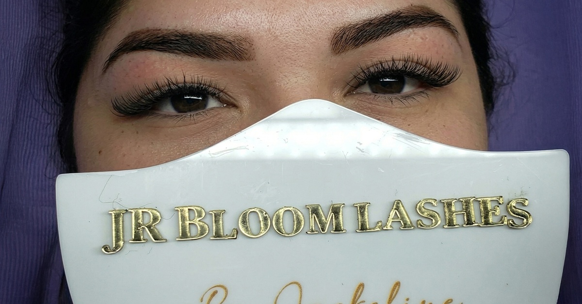 Laminado, diseño y tinte de cejas en Salamanca