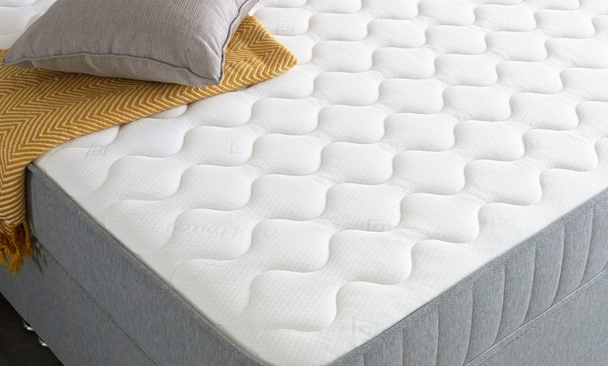 Image 2: Quilted Memory Foam Mattress