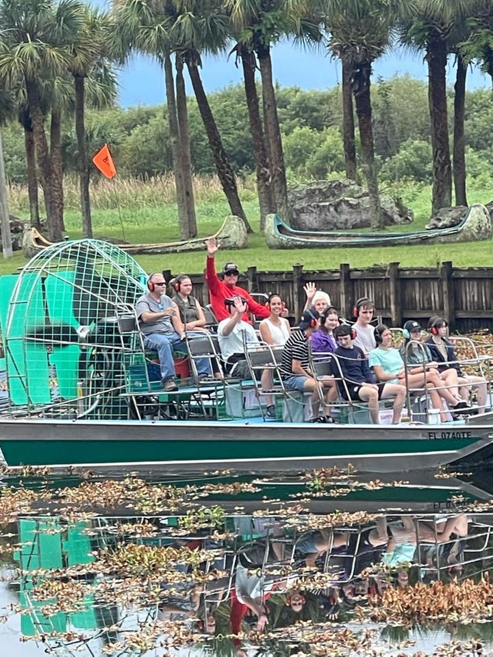 Catch Some Gator Action: Cruise the Everglades with Day Tours 