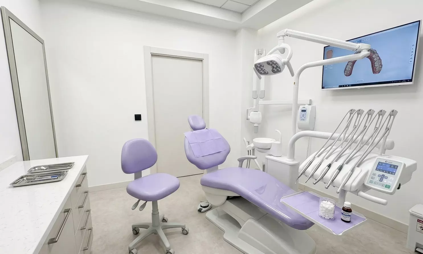 Higiene dental con opción a blanqueamiento LED para 1 persona