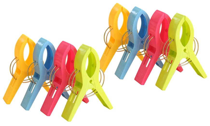 Up to 16 Large Beach Towel Pegs | Groupon Goods