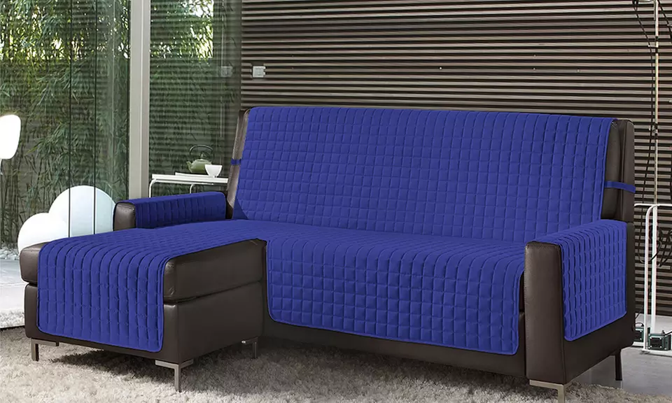 Gesteppter Sofabezug mit Halbinsel