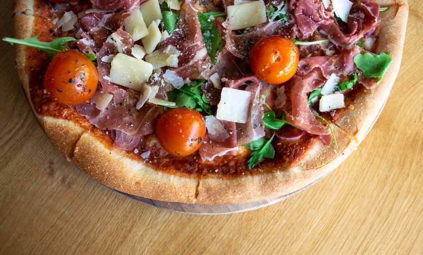 Image 5: Geniet van een pizza à la carte met dessert voor 1 tot 4 personen