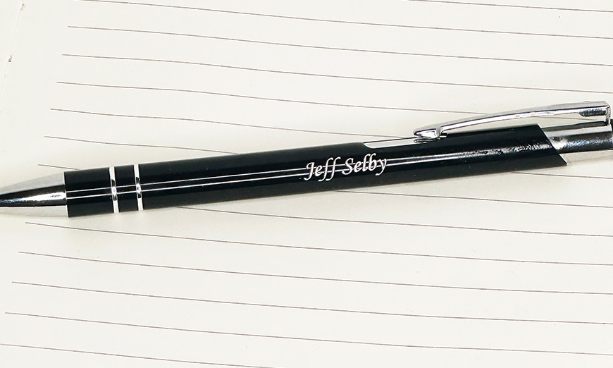 Image 2: Personalised Engraved Pen