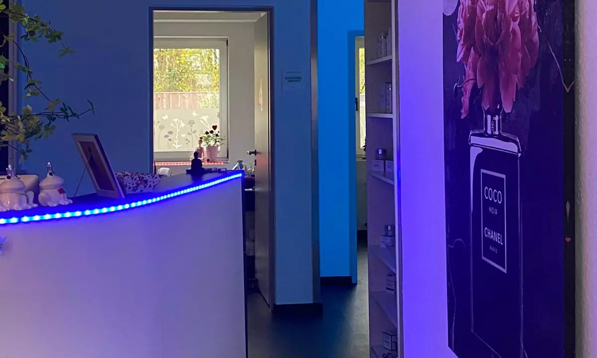 50 oder 70 Min. Japanese Head Spa mit Gesicht-, Kopf- & Nacken-Massage