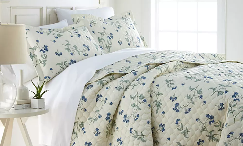 100% Cotton Quilt Set (2- or 3-Piece) - Second Medium