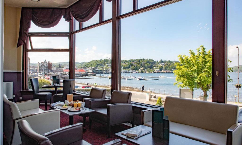 Oban: Double or Twin Room with Breakfast & Optional £30 F&B Voucher