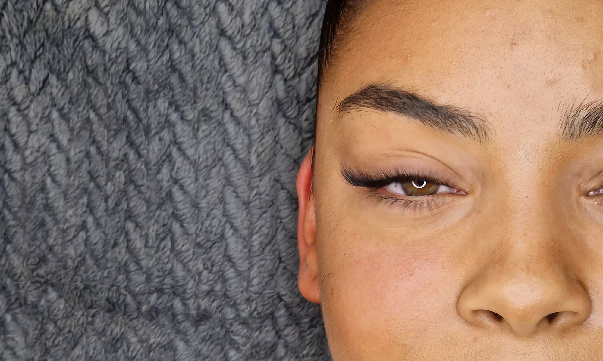 Extension de cils, volume russe