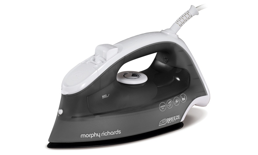 Image 1: Morphy Richards Breeze Steam Iron