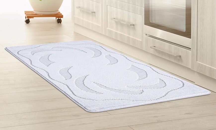 Image 17: Non-Slip Gel-Back Door Entrance Mat