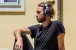 Motorola Escape Wireless Active Noise Cancelling Bluetooth Headphones (500, 800) - Second Medium