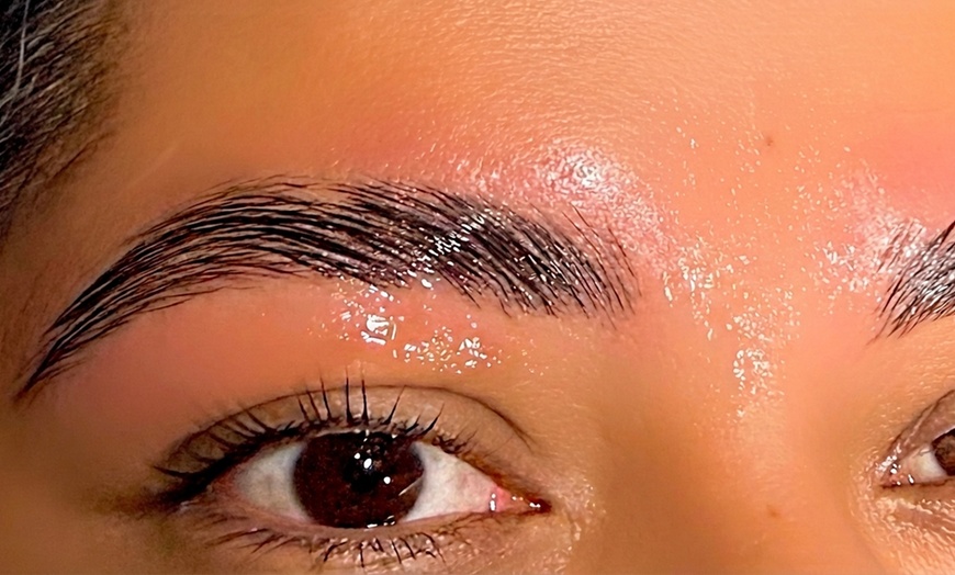 Image 2: Brow Makeover or Lash & Brow Makeover, 4 Brow Shaping Packages & More 