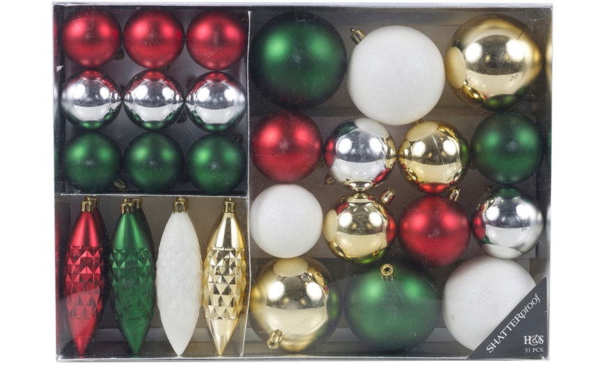 Image 8: 31-Piece Christmas Bauble Set