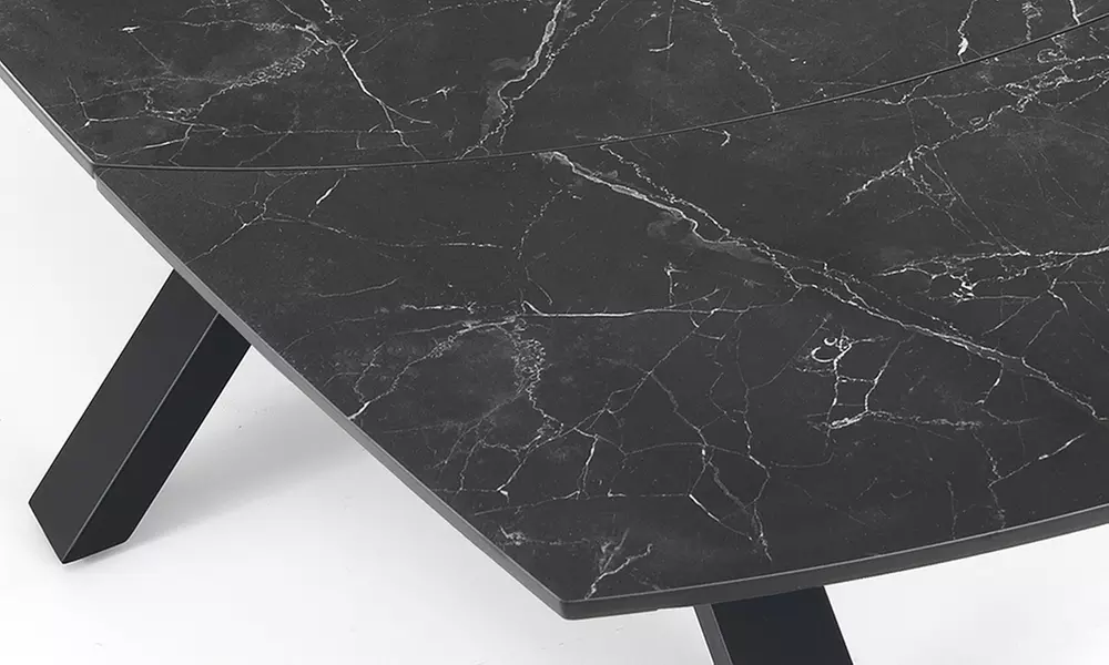 Mesa extensible de Oreste Luchetta